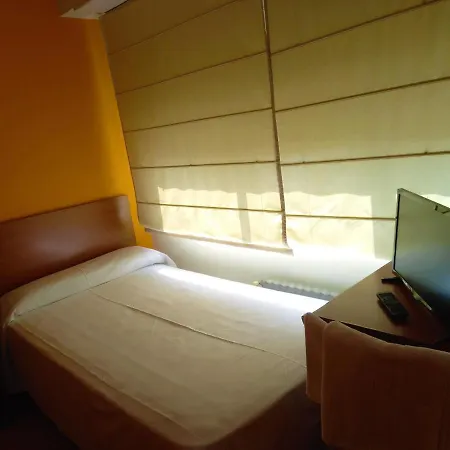 圣罗克膳食公寓 旅馆 *