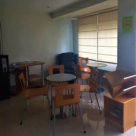 圣罗克膳食公寓