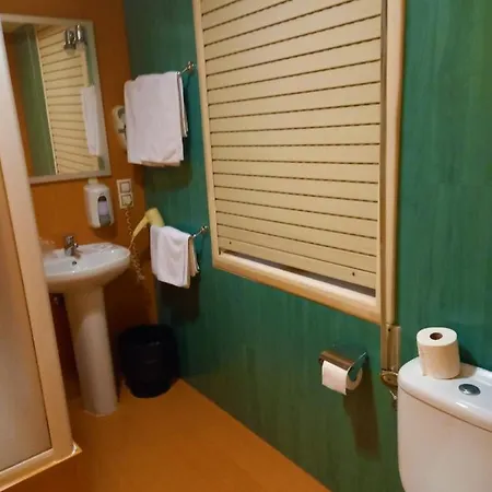 圣罗克膳食公寓 卢戈