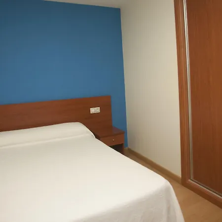 圣罗克膳食公寓 * 卢戈