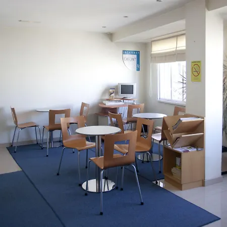 圣罗克膳食公寓